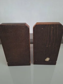 Paire de serre-livres avec dés en bois