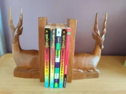 Paire de serre-livres cerfs vintage en chêne massif