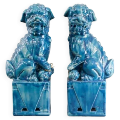 Paire de serre-livres chiens Foo en céramique émaillée turquoise, Manises