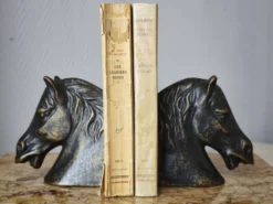 Paire de serre-livres en bronze – Chevaux Art déco