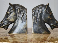 Paire de serre-livres en bronze – Chevaux Art déco
