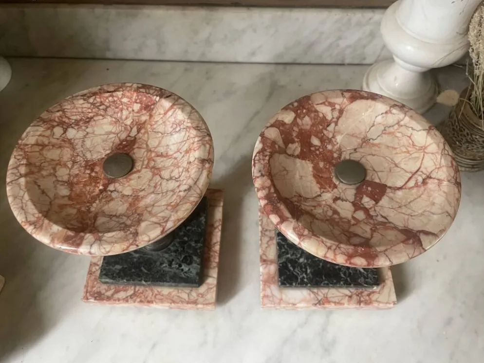 Paire de serre-livres en marbre, cassolettes XlXème