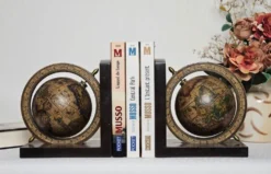 Paire de serre-livres mappemonde Italie vintage