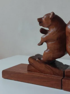 Paire de serre-livres vintage en bois sculpté à la main, décor ours