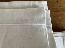 Paire de taies d'oreiller de trousseau 1960 en lin métis linge ancien neuf