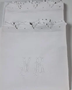 paire de taies d'oreiller monogrammées VE