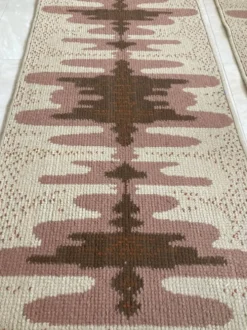 Paire de tapis organiques de style scandinave, Tchécoslovaquie années 1970