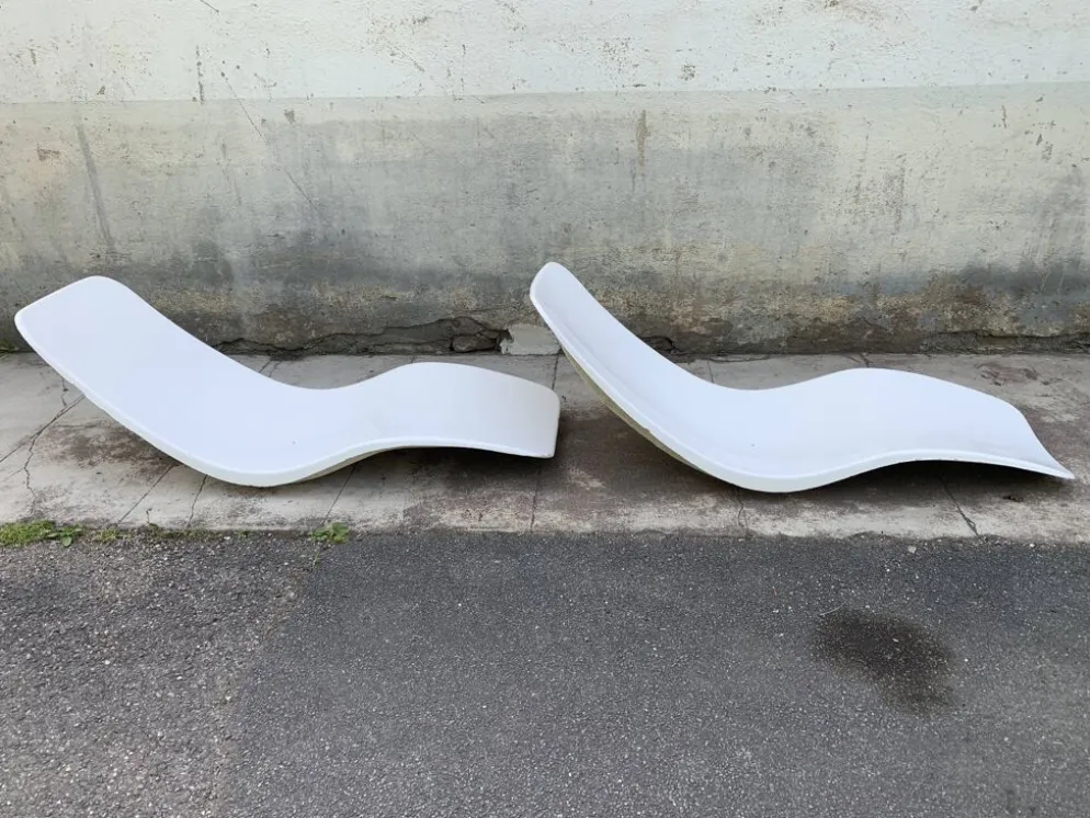 Paire de transats bains de soleil Eurolax R1 par Charles Zublena