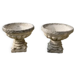 Paire de vasques de jardin anciennes en pierre reconstituée