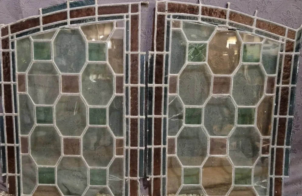 Paire de vitraux