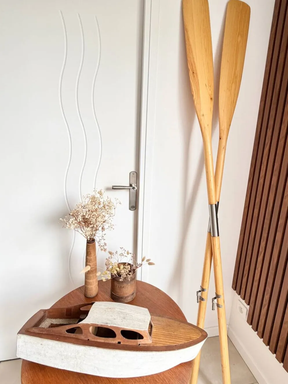 Paires de pagaies en bois