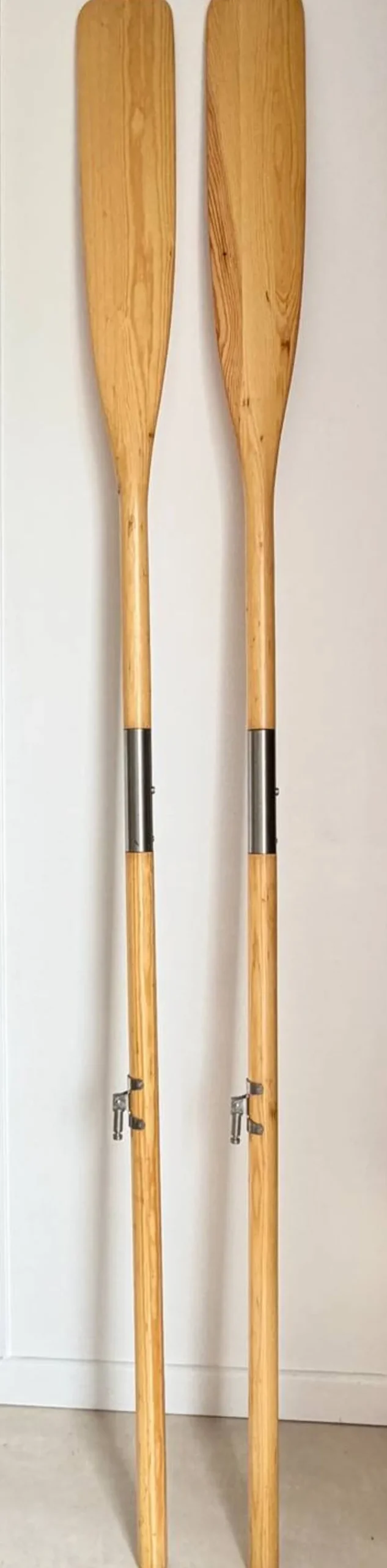 Paires de pagaies en bois