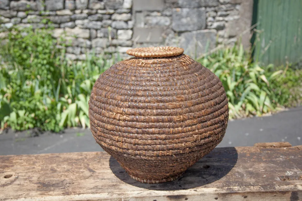 Panier ancien avec couvercle, bourgne paille et ronce, panier tressé, décoration intérieur