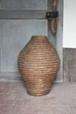 Panier ancien, bourgne paille et ronce, panier tressé, décoration intérieur