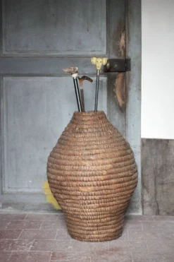 Panier ancien, bourgne paille et ronce, panier tressé, décoration intérieur