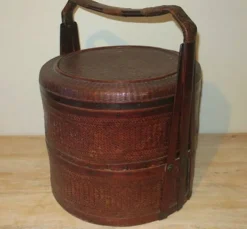Panier ancien en bois et rotin avec 3 sections, vers 1900