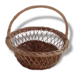 Panier ancien en osier, jours croisés