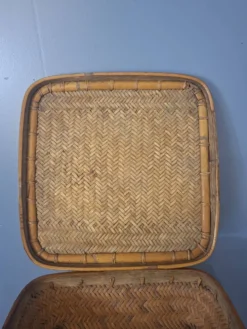 Panier chinois ancien en bambou tressé à couvercle — XIXe/XXe siècle