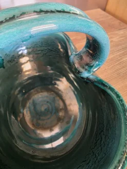 Panier céramique vintage Accolay turquoise Signé Tête de Taureau X.C