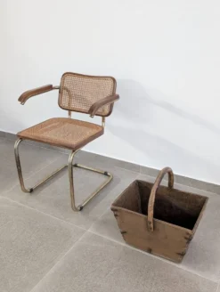 Panier en bois ancien avec ferrures en fer forgé, Wabi-Sabi, 19e siècle