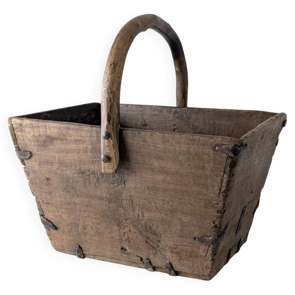 Panier en bois ancien avec ferrures en fer forgé, Wabi-Sabi, 19e siècle