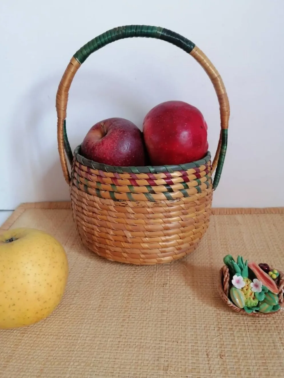 Panier enfant paille tressée