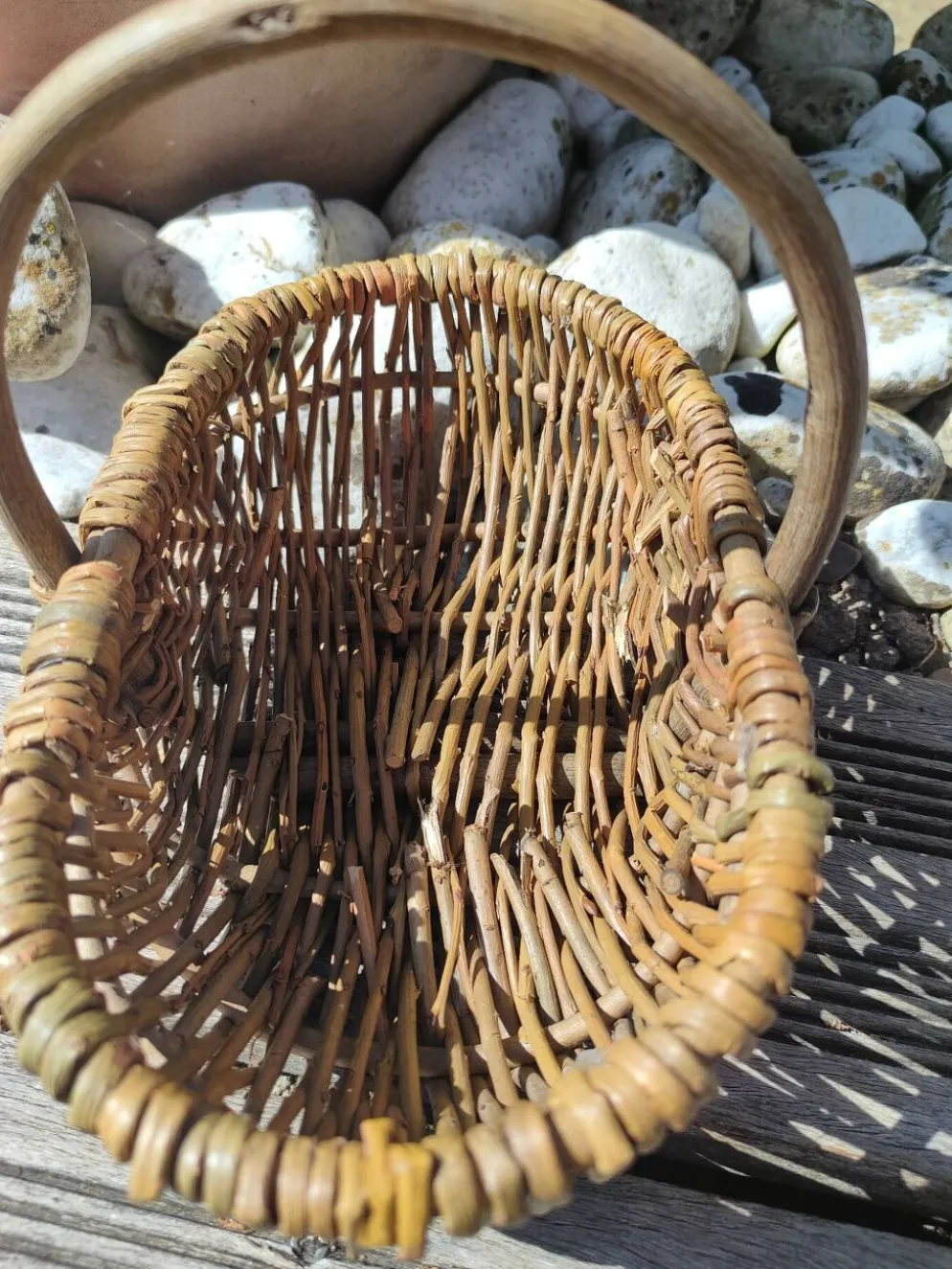 Panier en osier campagnard