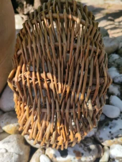 Panier en osier campagnard