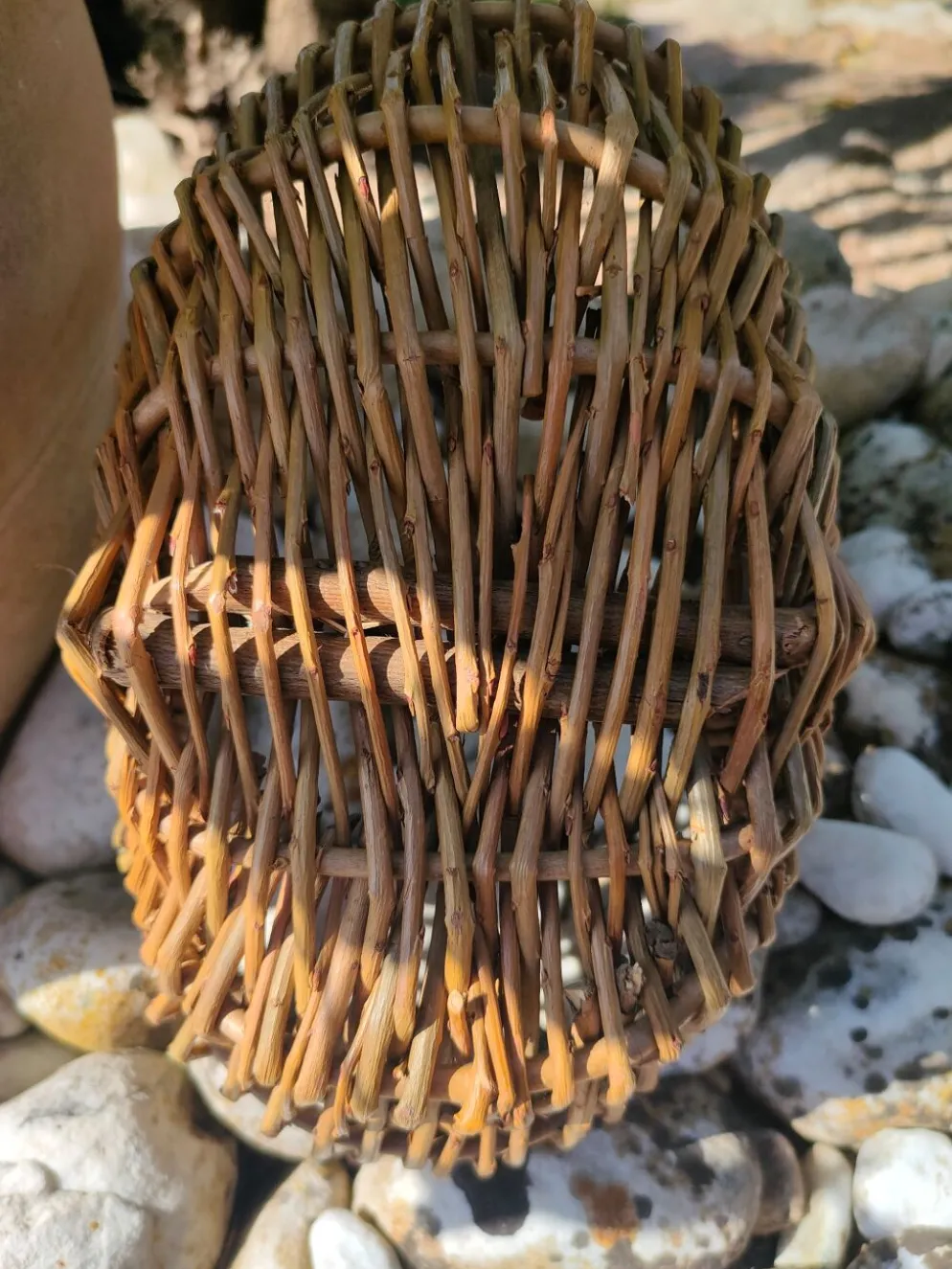 Panier en osier campagnard