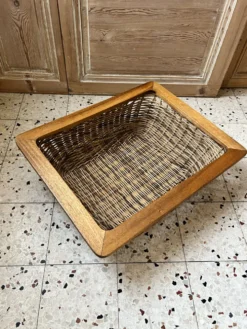 Panier en osier et bois