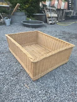 Panier en osier grand modèle