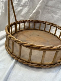 Panier en osier marron