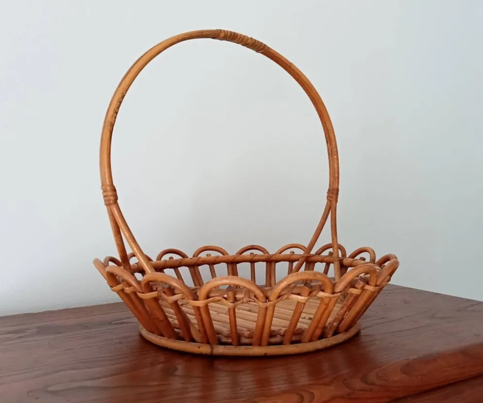 Panier en rotin vintage années 70