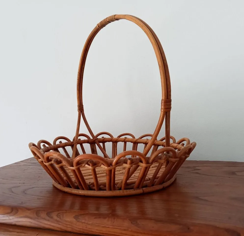 Panier en rotin vintage années 70