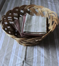 Panier Grande corbeille osier tressé vintage