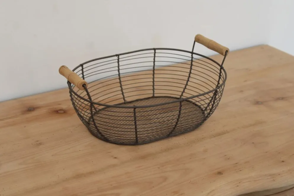 Panier ovale en métal grillagé avec poignées en bois
