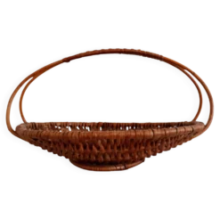 Panier plat en osier tressé