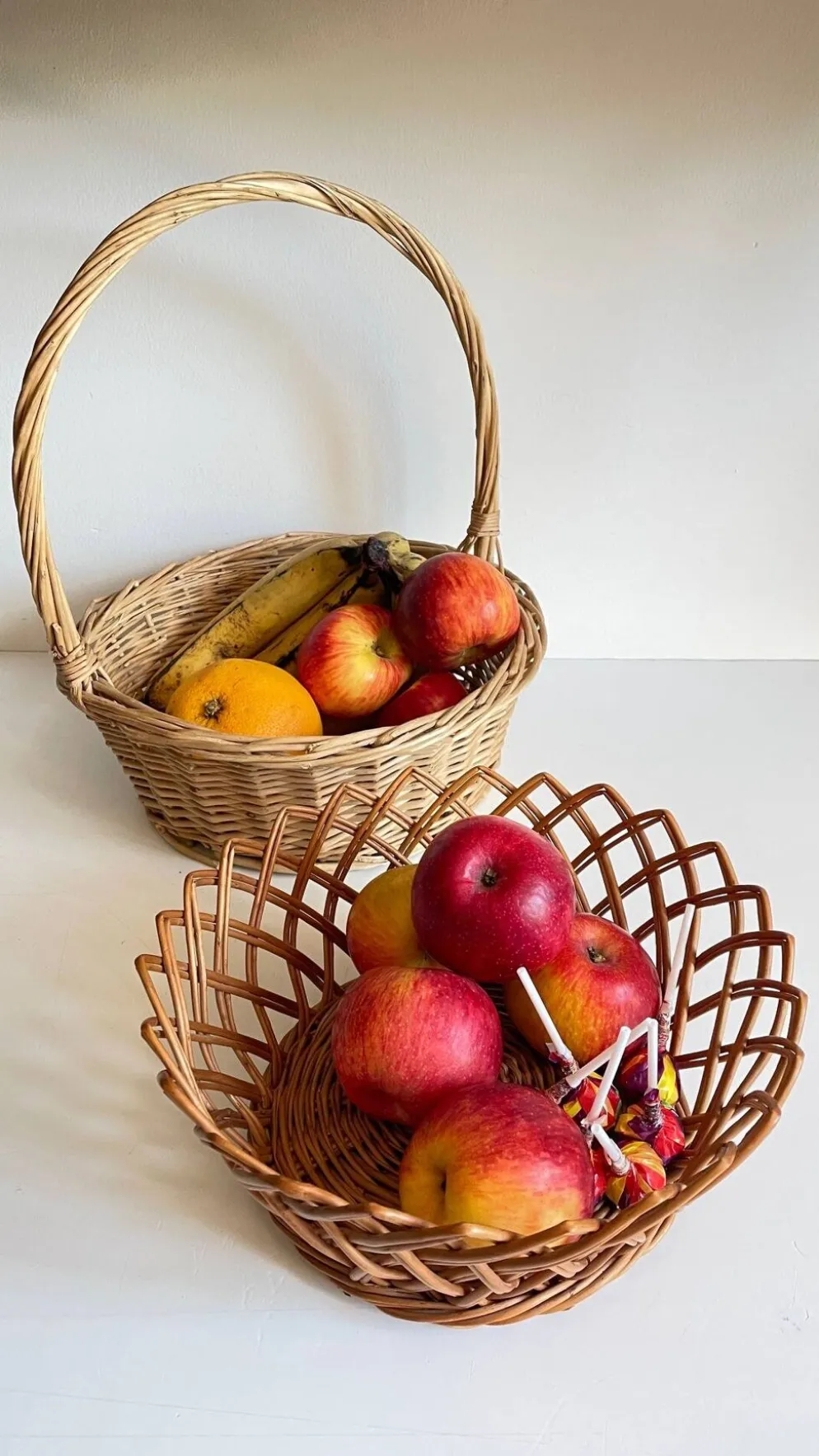 Paniers en rotin vintage
