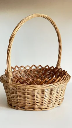 Paniers en rotin vintage