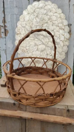 Panier vintage en bois et rotin