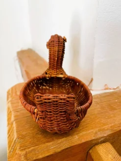 Panière / corbeille en osier en forme de canard (vintage)