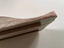Panneau ancien en bois sculpté au décor de feuillage