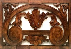 Panneau décoratif en bois de chene sculpté XIX siècle
