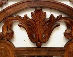Panneau décoratif en bois de chene sculpté XIX siècle