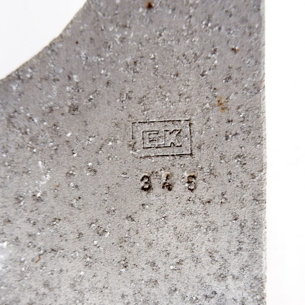 Panneau de porte brutaliste en aluminium coulé dans le style de Paul Evans, années 1960