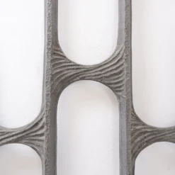 Panneau de porte brutaliste en aluminium coulé dans le style de Paul Evans, années 1960