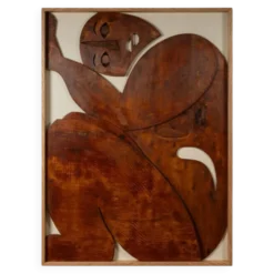 Panneau en bas-relief « Sortez du cadre !» en bois patiné. Contemporain
