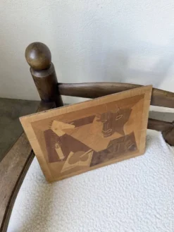 Panneau en marqueterie de bois inspiré de Picasso