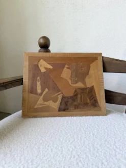 Panneau en marqueterie de bois inspiré de Picasso