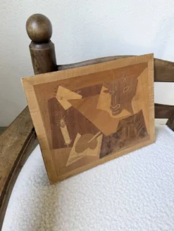 Panneau en marqueterie de bois inspiré de Picasso